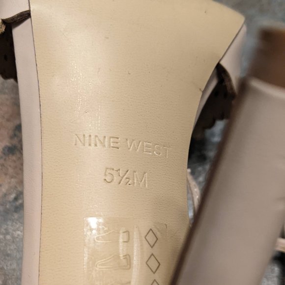 Nine West Aleniao Nude Strappy Sandals with Cutout Pattern - Picture 3 of 3